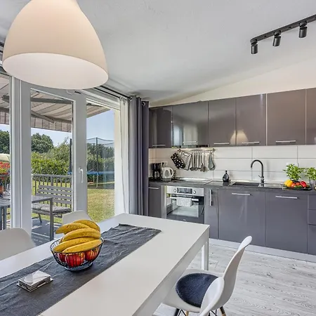 Family Friendly House Kacana - Happy Ferienhaus Vodnjan